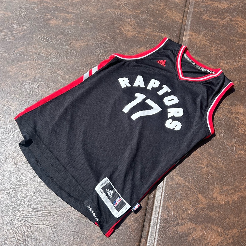 Adidas Toronto Raptors Valanciunas jersey